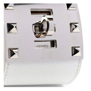 HERMES
Epsom Kelly Dog Extreme
Bracelet S White